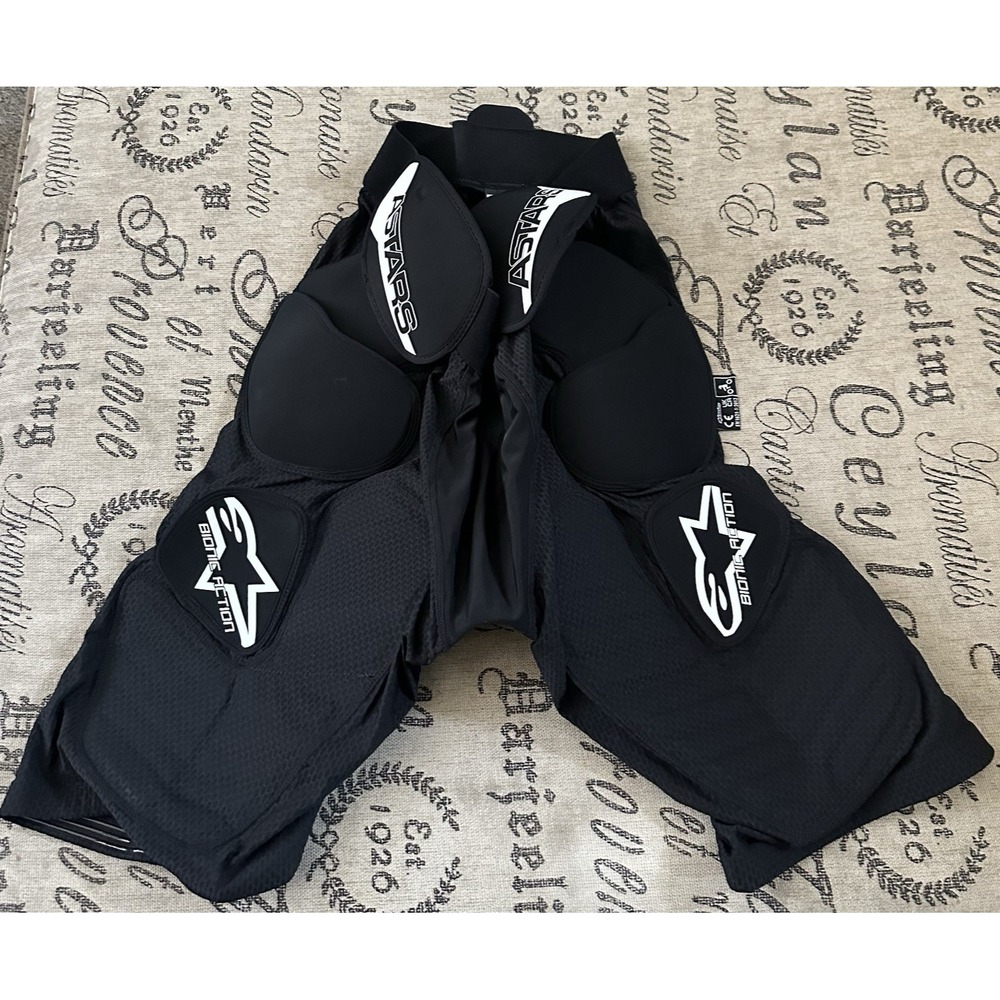 Alpinestars Bionic Action Protection Padded Mens XXL Motocross Shorts - Black